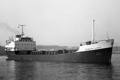 hudsonlight250876x2.jpg
