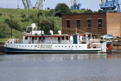 CATHERINE WHEEL 060790c.jpg