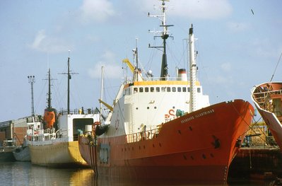 SEABOARD ILLUSTRIOUS-STARELLA 030486a.jpg