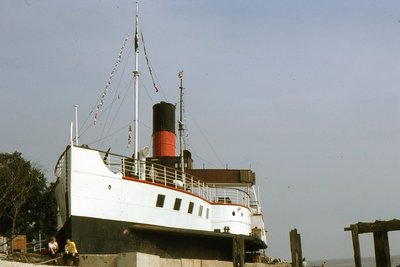 LINCOLN CASTLE 060981b.jpg