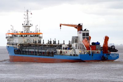 EKE MOBIUS 040915j.JPG