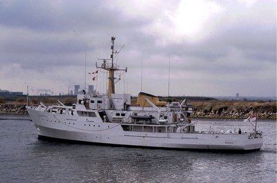 HMS BEAGLE 180995a.jpg