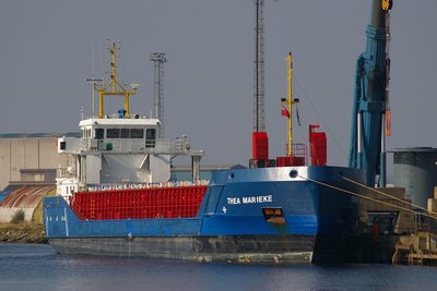 THEA MARIEKE 061007b.jpg