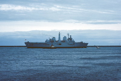 Illustrious, 18 June 1982A_1.jpg