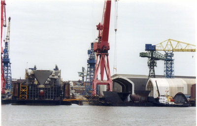 EMS TUG 11 April 2003 (2).jpg