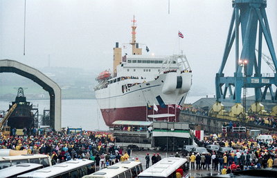 Sir Eric Sharp, 25 October 1988 (4)_1.jpg