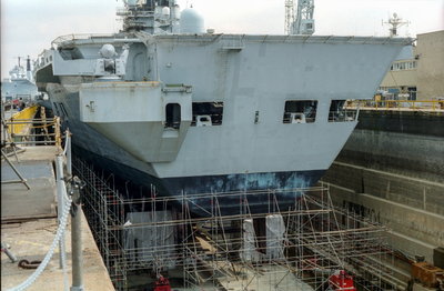 Illustrious, Portsmouth, 29 August 1998 (6)_1.jpg