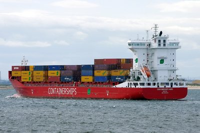 CONTAINERSHIPS NORD 290819f.JPG