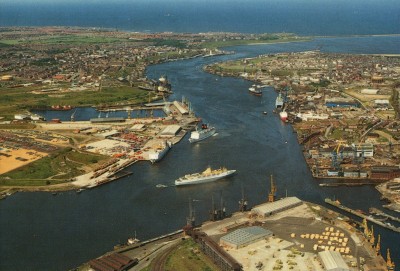 Port of Tyne AirFotos.jpg
