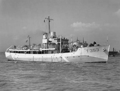 HM Trawler Farne.jpg