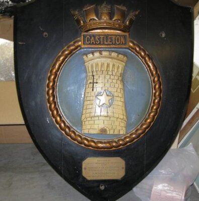 Castleton badge 1941.jpg