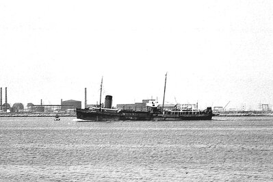 t.c.c. dredger no. 1 070775.jpg