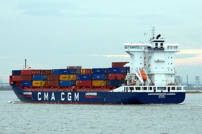 25162 containerships aurora 051125 x10.jpg