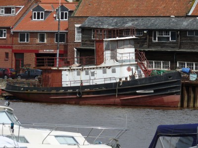 whitby tug.jpg