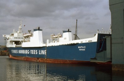 MARIA S 011090a.jpg