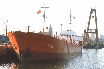 JAN 070177a.jpg