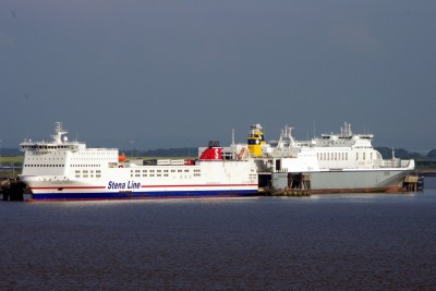 STENA TRANSIT-YASMINE 300613a.JPG