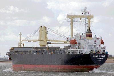 SINAR KUDUS 270806c.jpg