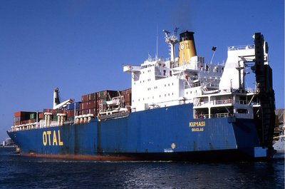 KUMASI 130494b.jpg
