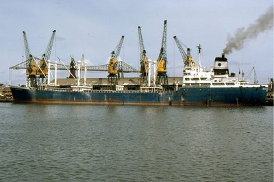 MARIA STEPHANAT 190579a.jpg