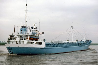 JUSTO 110683a.jpg