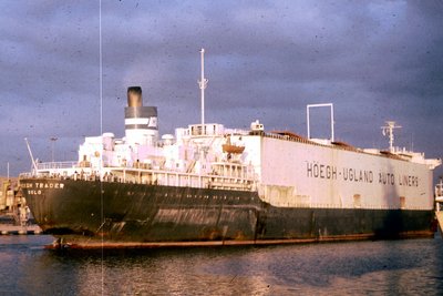HOEGH-TRADERxaw.jpg