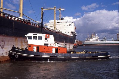 LADY LAURA 130997a.jpg