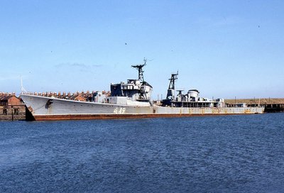 BYVALY 290490a.jpg