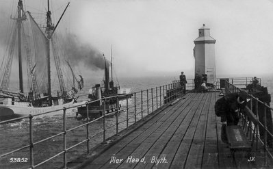 Pier Head, Blyth.jpg