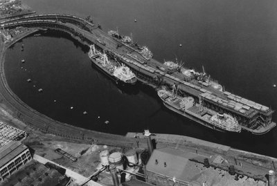 Staithes aerial 60,s.jpg