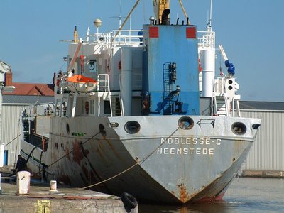 NOBLESSEC130404A.jpg