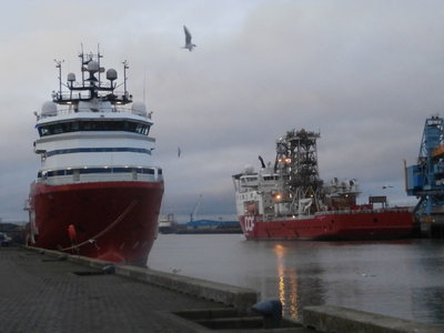 skandi lay ups 12.15.JPG