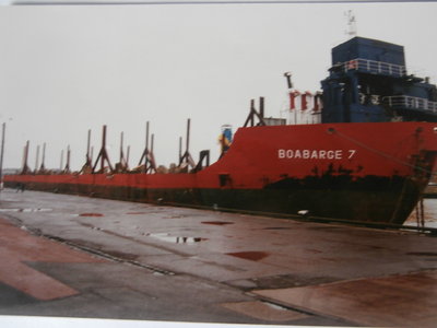 boa barge 7.JPG