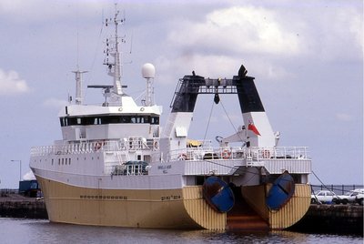 SWANELLA 160794b.jpg