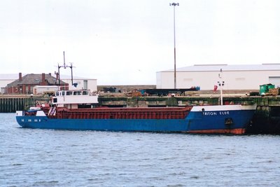 Triton Elbe.jpg