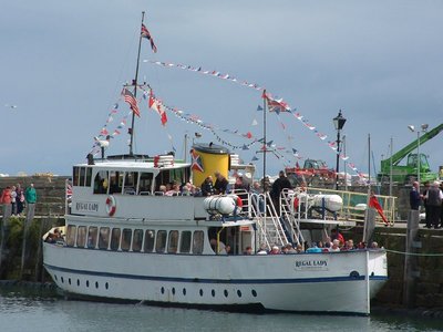 REGALLADY120704A.jpg