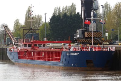 19059h&s-bravery220419.jpg