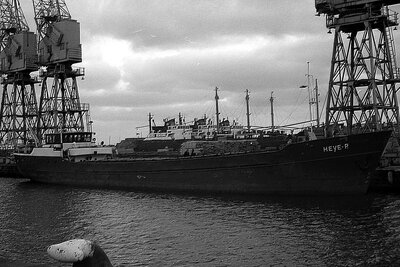 heye-p 010276 x1.jpg