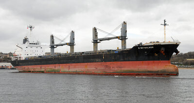 R SKYWALKER. bow  nem .jpg